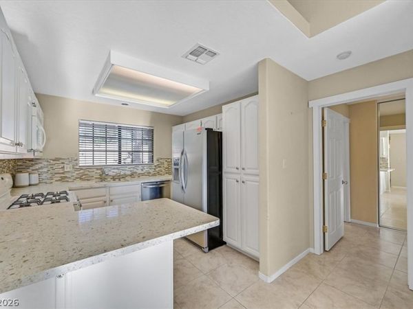 2851 S Valley View Boulevard, Unit 1026, Las Vegas, NV 89102