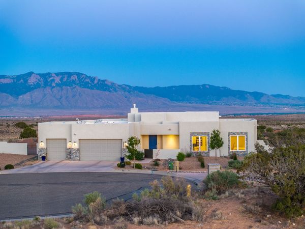 2324 Venada Road NE, Rio Rancho, NM 87144