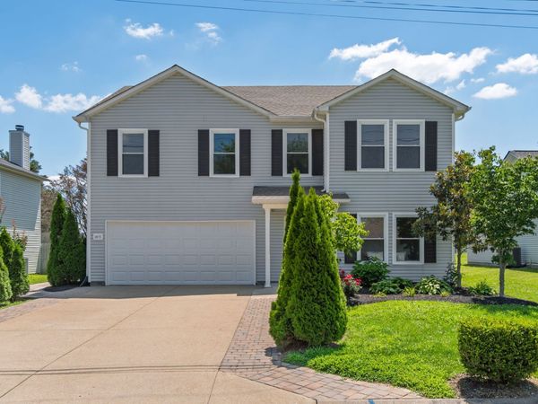 2675 Sutherland Dr , Thompsons Station, TN 37179