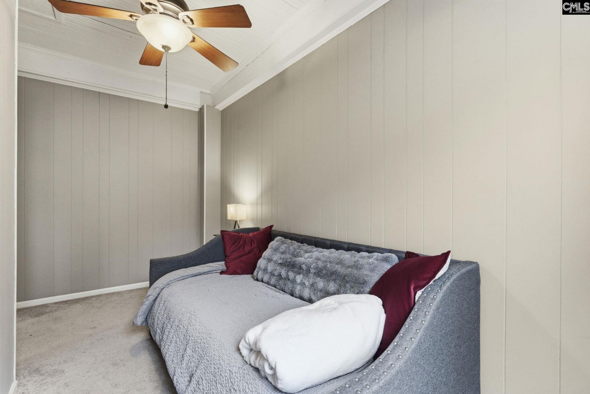 502 Graymont  Photo 11