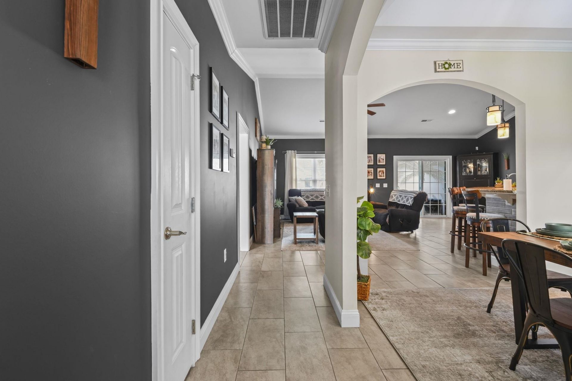 522 Irees Way  Photo 6