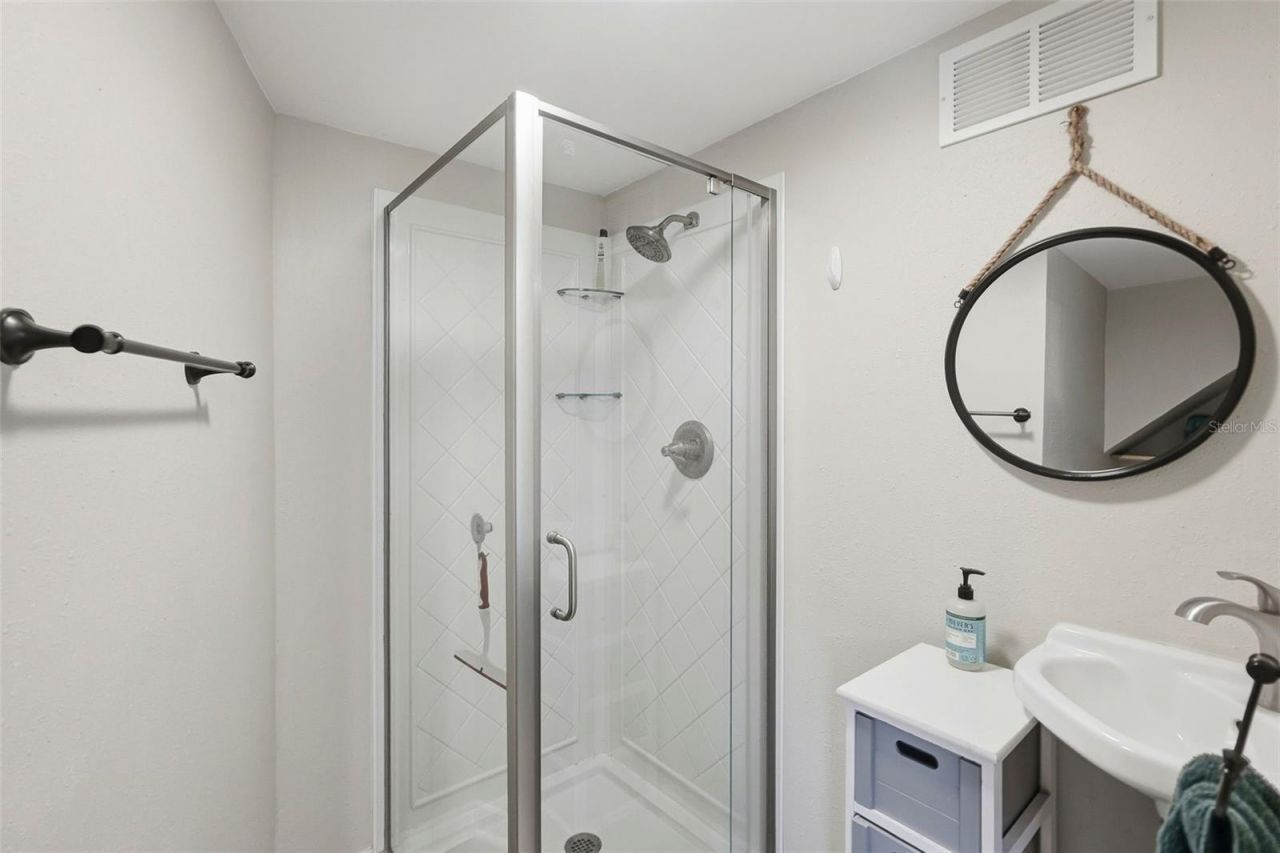 146 16th Avenue Se, Saint Petersburg, FL 33701 Photo