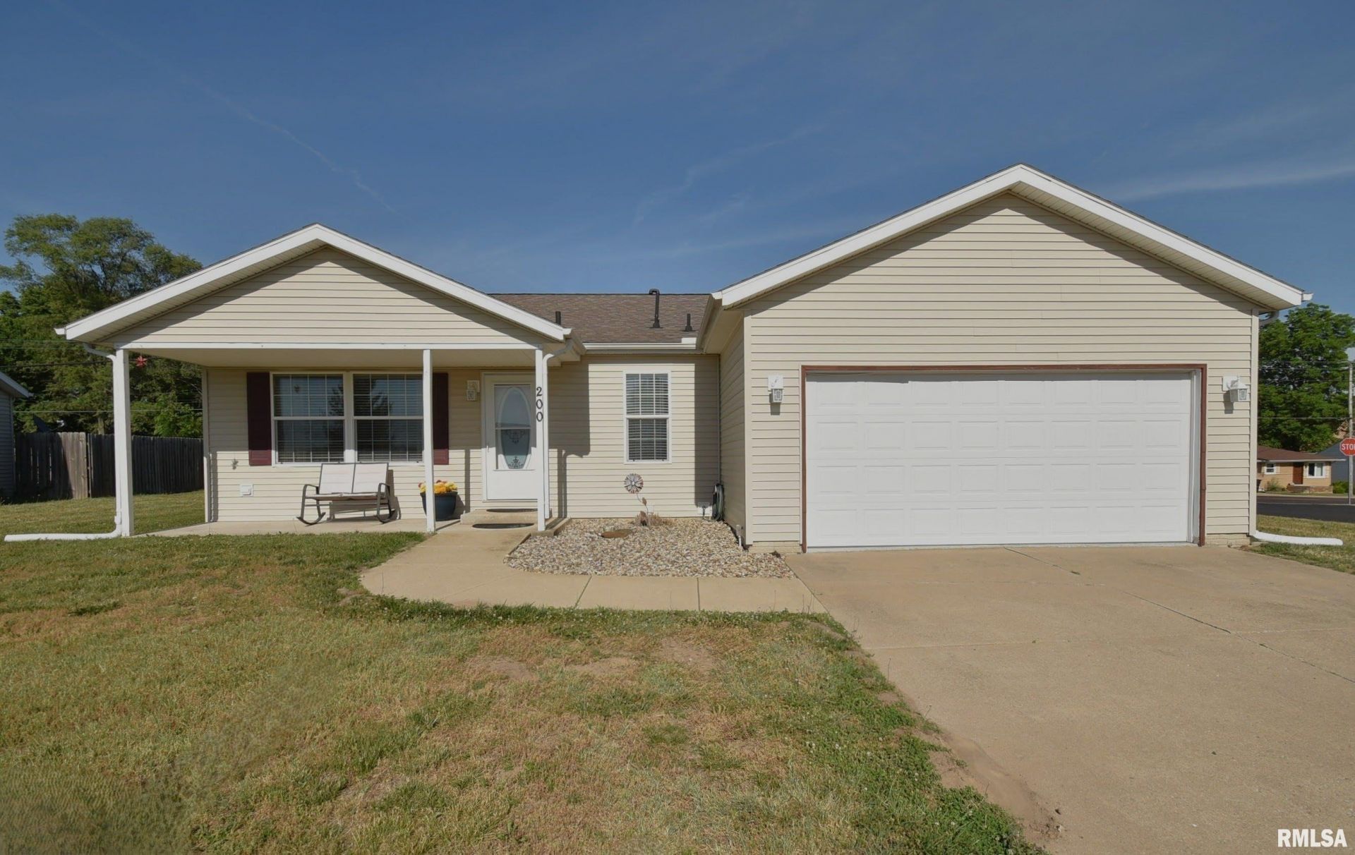 200 N Columbus Street, North Pekin, IL 61554 Main Photo