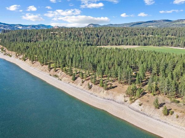 20XX Hofmeister Way, Evans, WA 99126