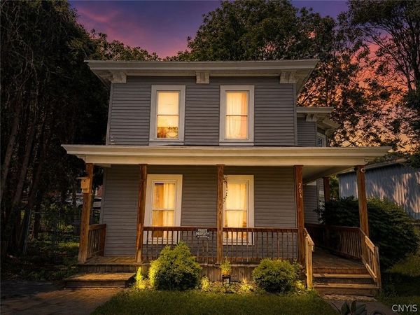 204 Saint Marks Avenue , Syracuse, NY 13204