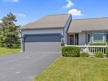 354 Summerhaven Drive N, East Syracuse, NY 13057