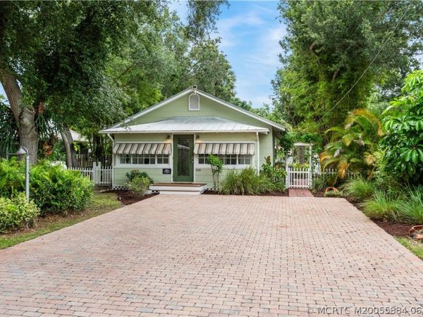 536 SW Halpatiokee Street, Stuart, FL 34994