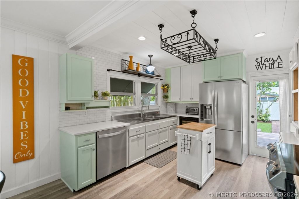 536 SW Halpatiokee Street, Stuart, FL 34994 Photo