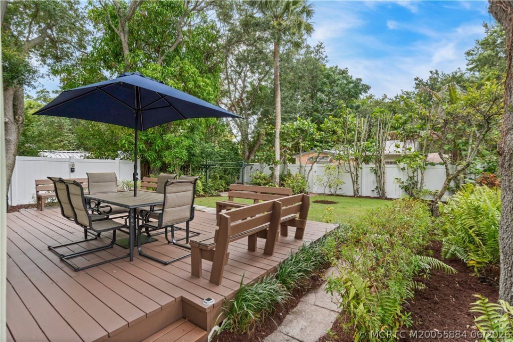 536 SW Halpatiokee Street, Stuart, FL 34994 Photo