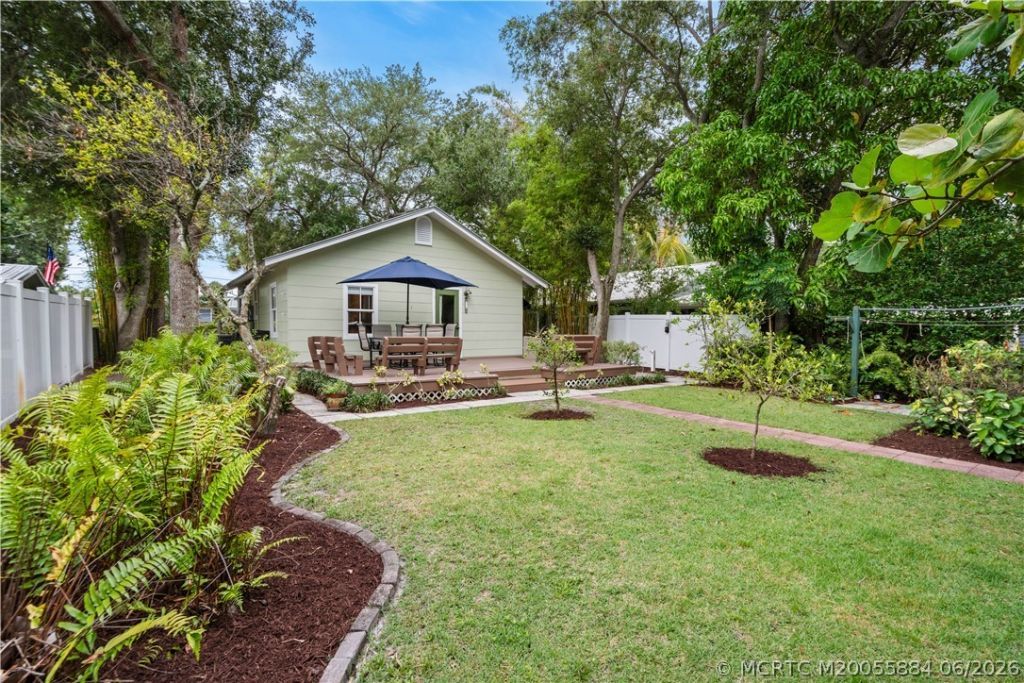 536 SW Halpatiokee Street, Stuart, FL 34994 Photo