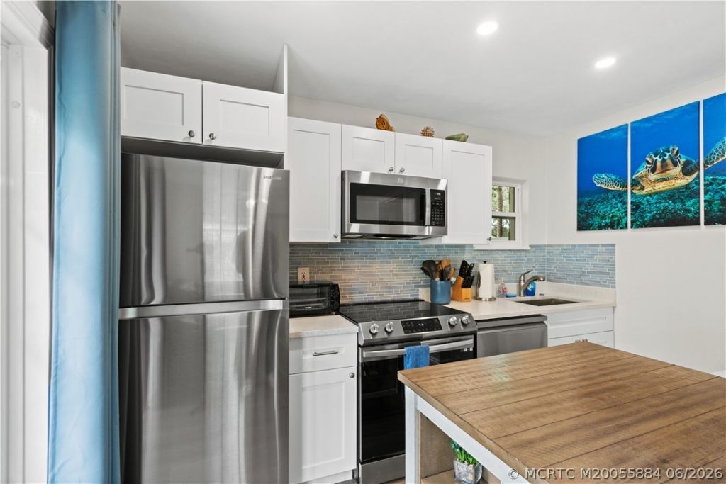 536 SW Halpatiokee Street, Stuart, FL 34994 Photo