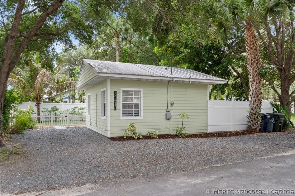 536 SW Halpatiokee Street, Stuart, FL 34994 Photo