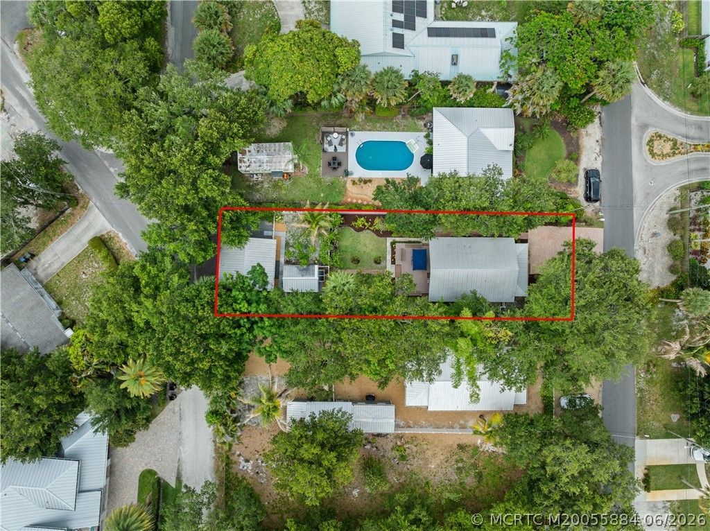 536 SW Halpatiokee Street, Stuart, FL 34994 Photo