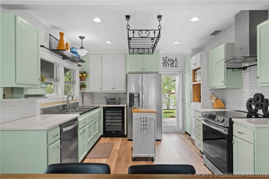 536 SW Halpatiokee Street, Stuart, FL 34994 Photo