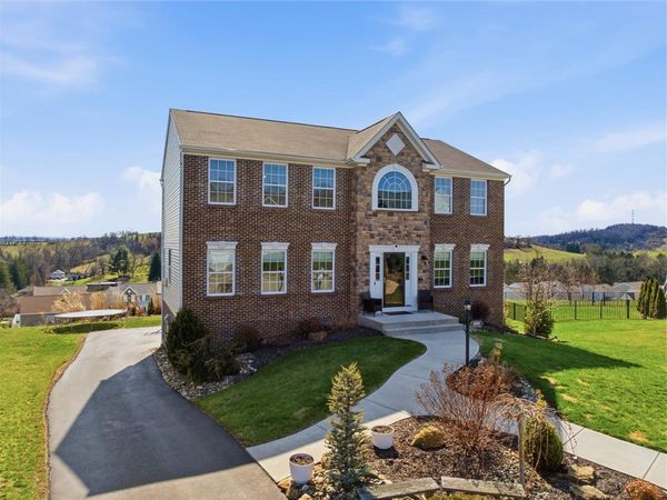 133 Azalea Cir , Rostraver Twp, PA 15012