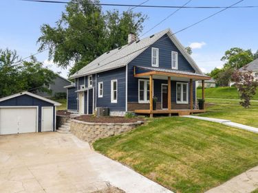 202 N Molley Street, Bennington, NE 68007