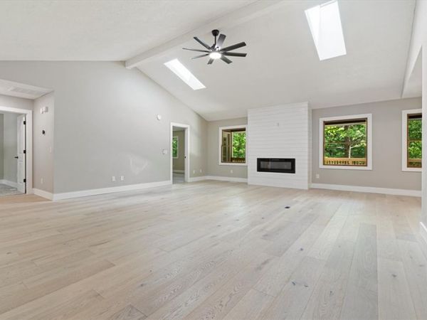 30 Burnham Drive, Bella Vista, AR 72715