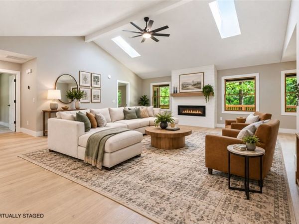 30 Burnham Drive, Bella Vista, AR 72715