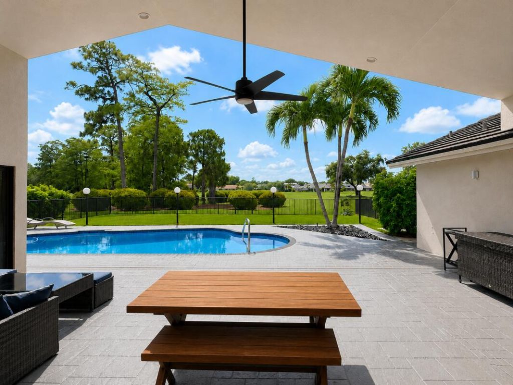 10875 Boca Woods Lane, Boca Raton, FL 33428 Photo