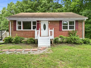 216 Crescent Lane, Monroe, VA 24574
