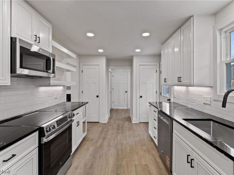 3606 Birdland Avenue, Akron, OH 44319 Photo 18