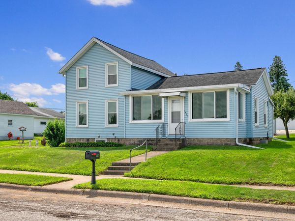 1407 Bangor St, Bangor, WI 54614