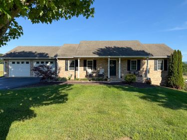 3660 OLD GREENVILLE RD, STAUNTON, VA 24401