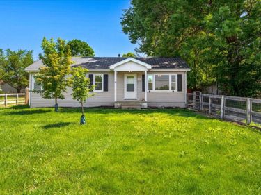 220 Locust Heights, Nicholasville, KY 40356