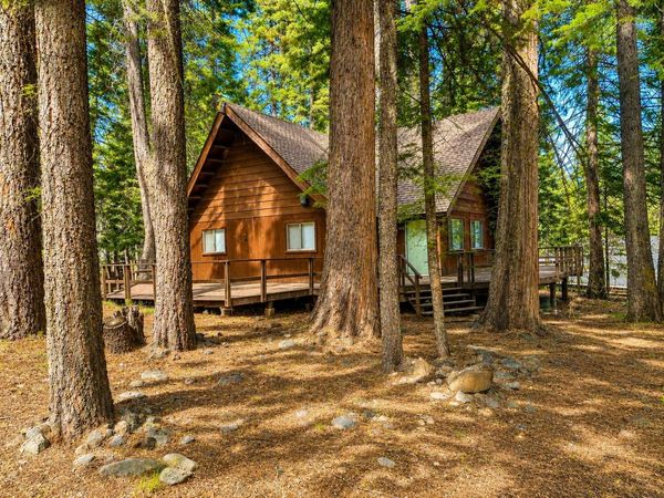 1107 Clifford Drive, Lake Almanor, CA 96137