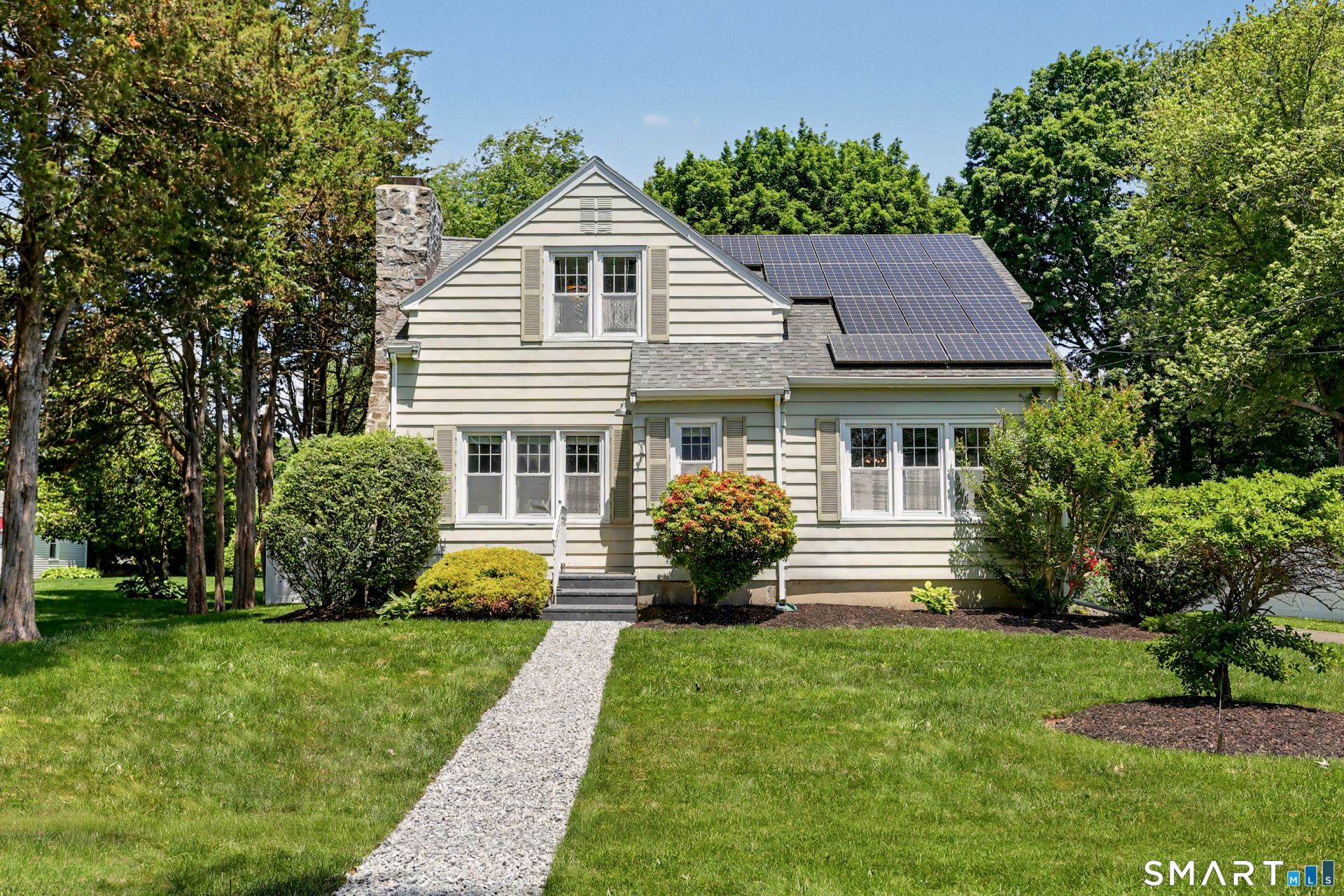23 Brewster, Trumbull, CT 06611 Main Photo