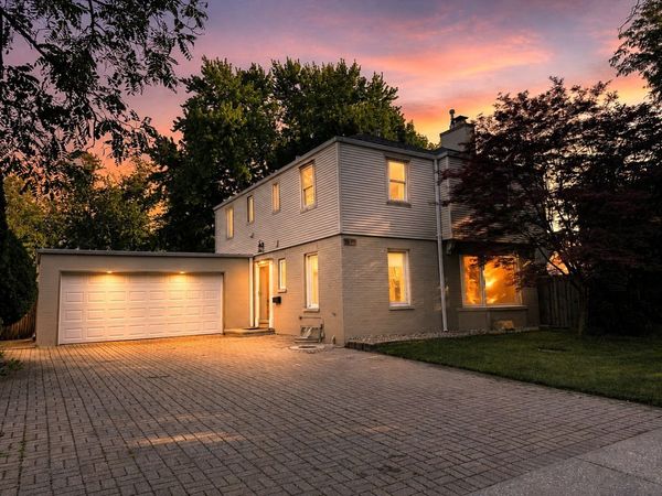 4635 W Peterson Avenue , Chicago, IL 60646