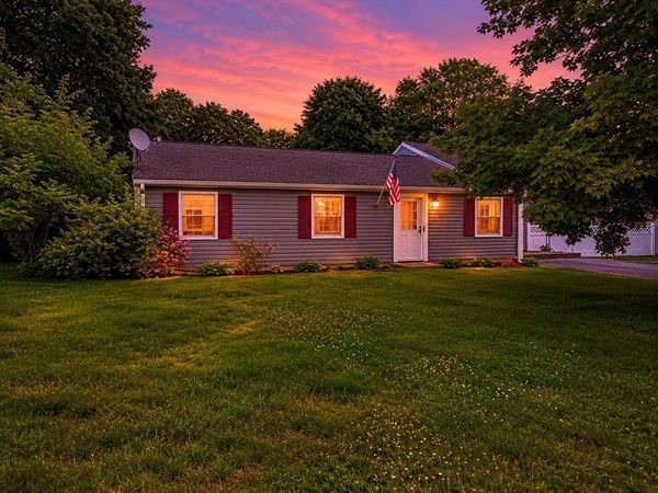 26 Ballard Street, Oxford, MA 01540