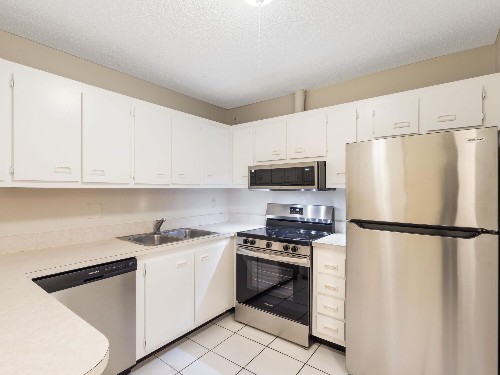 4806 Cherry Road, West Palm Beach, FL 33417 Photo