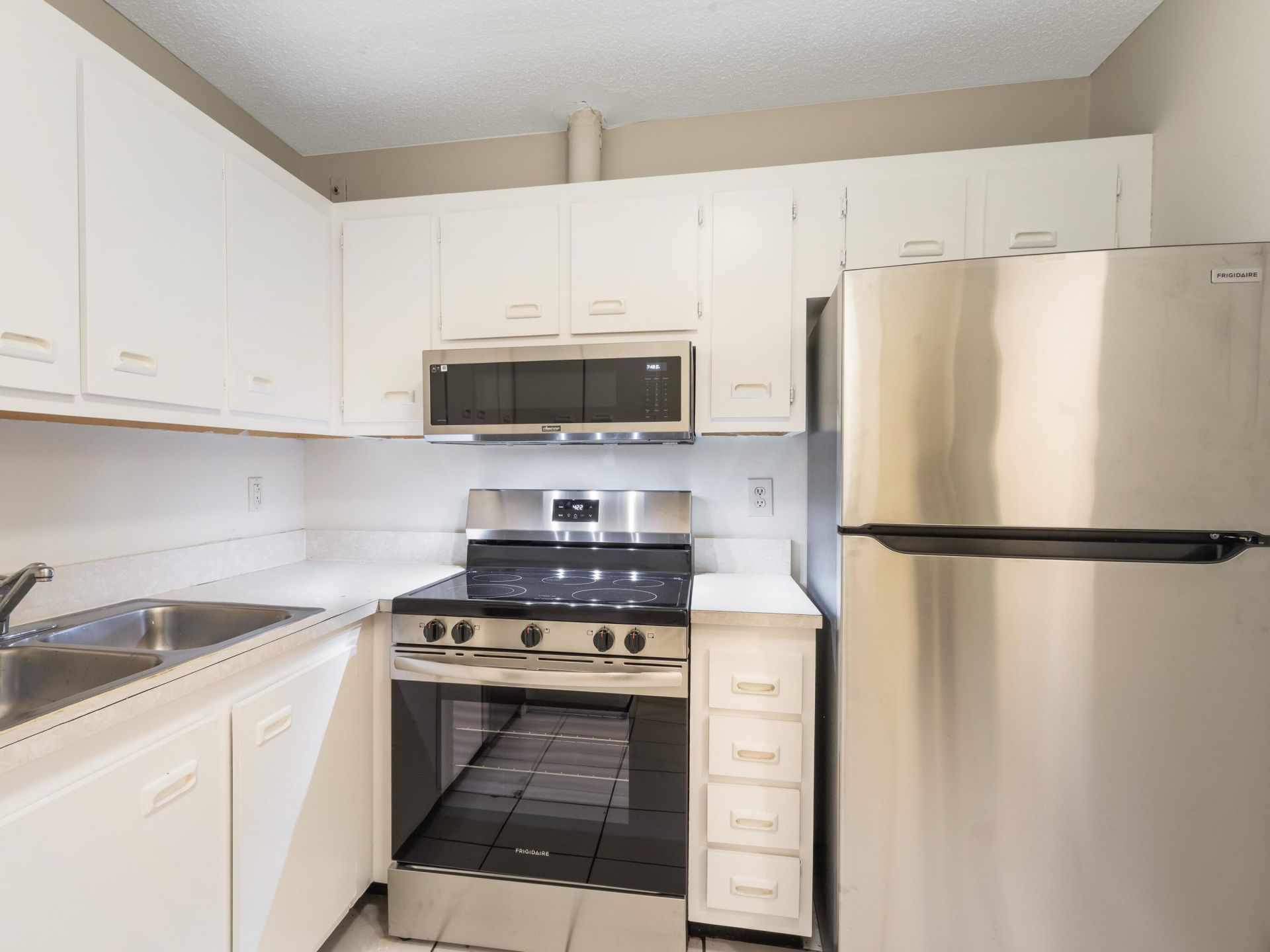 4806 Cherry Road, West Palm Beach, FL 33417 Photo