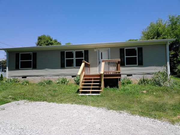 207b Fair St, Sweetwater, TN 37874