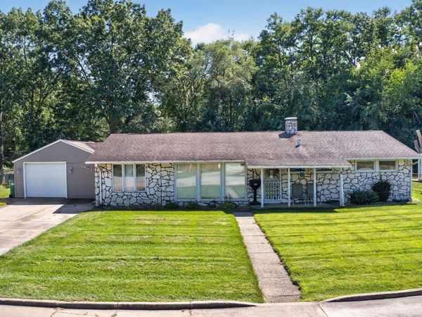 3807 Terry Lane, Mishawaka, IN 46544