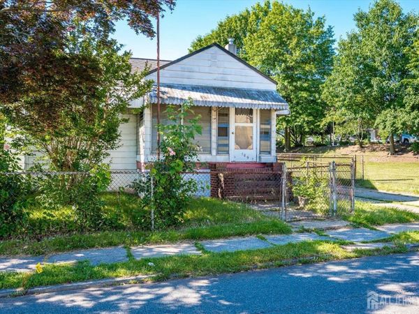 109 2nd Street , Woodbridge, NJ 07095
