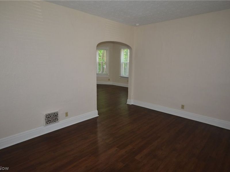 900 Sherman Street, Akron, OH 44311 Photo 11