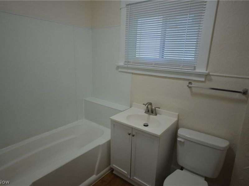 900 Sherman Street, Akron, OH 44311 Photo 17