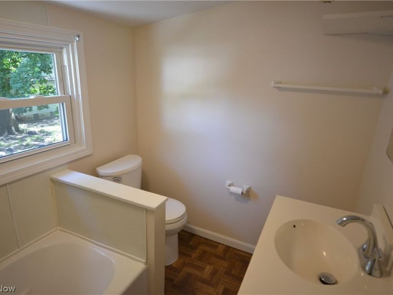 900 Sherman Street, Akron, OH 44311 Photo 26