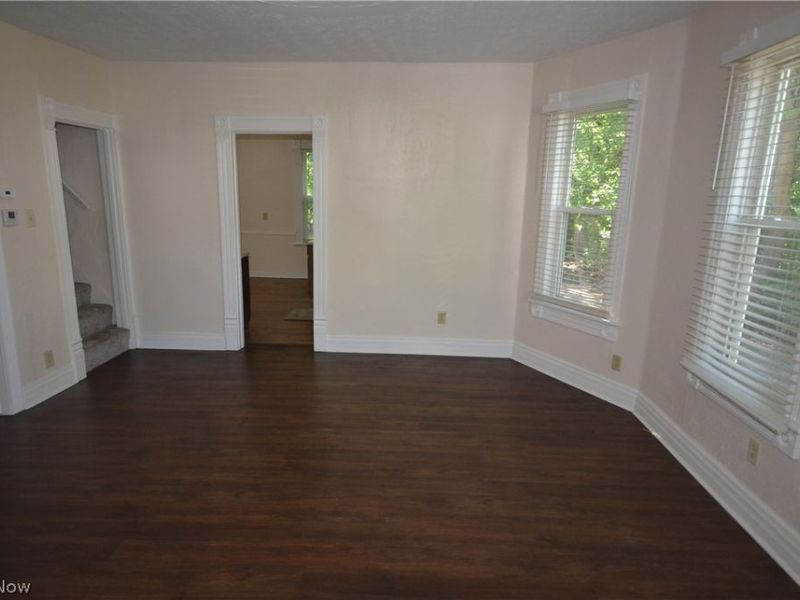 900 Sherman Street, Akron, OH 44311 Photo 6