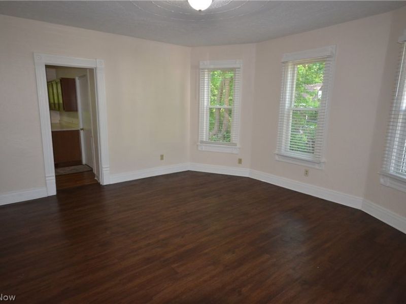 900 Sherman Street, Akron, OH 44311 Photo 7
