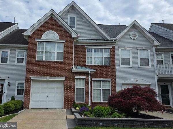 15 CONGRESS CIRCLE, MEDFORD, NJ 08055