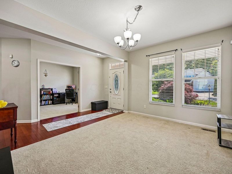 317 Blue Jacket Circle, Pickerington, OH 43147 Photo 4