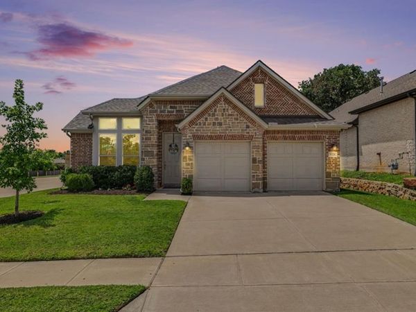 9320 Western Ridge Trail, North Richland Hills, TX 76182