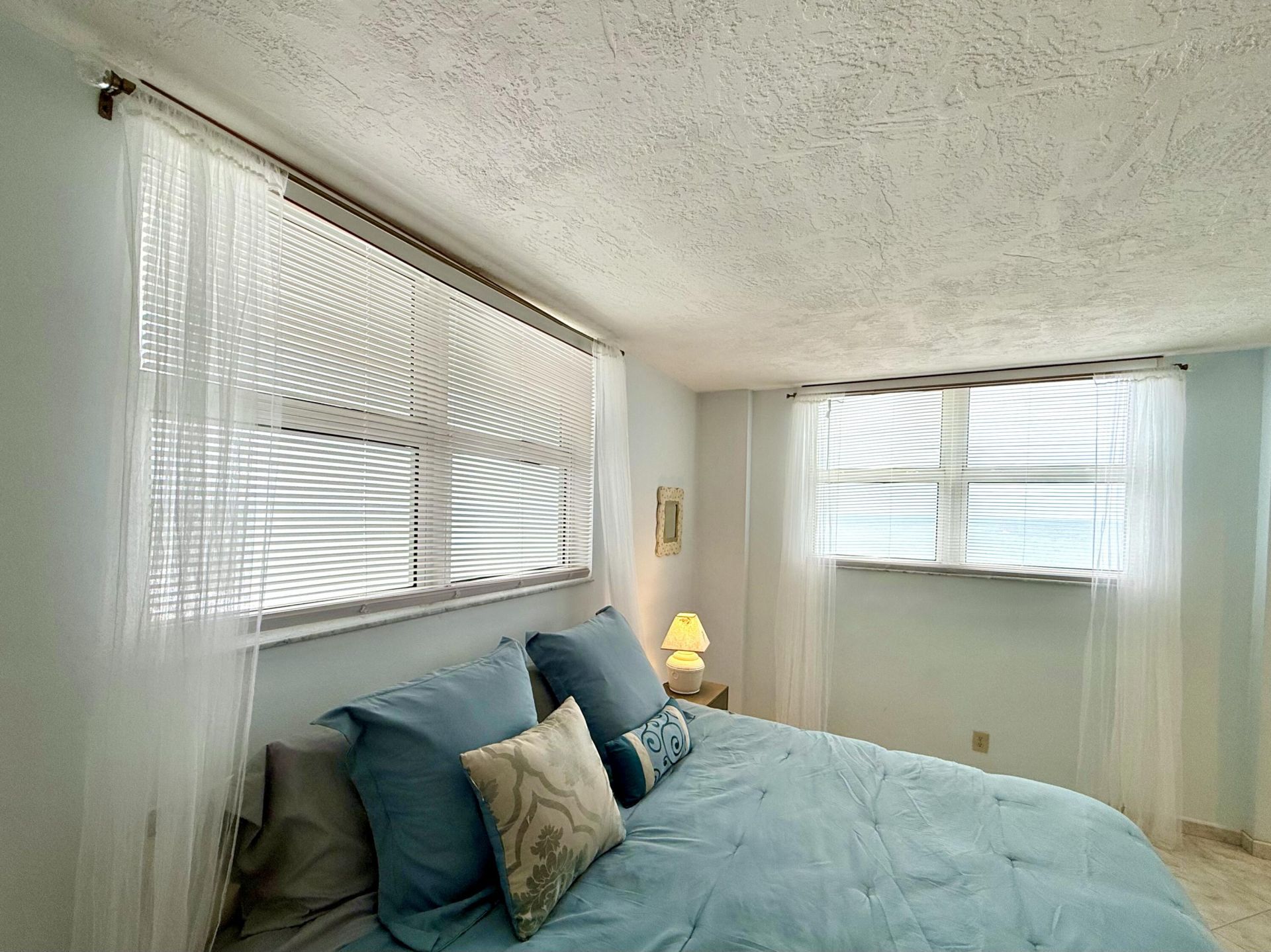 4250 Galt Ocean Drive, Unit 14t, Fort Lauderdale, FL 33308 Photo