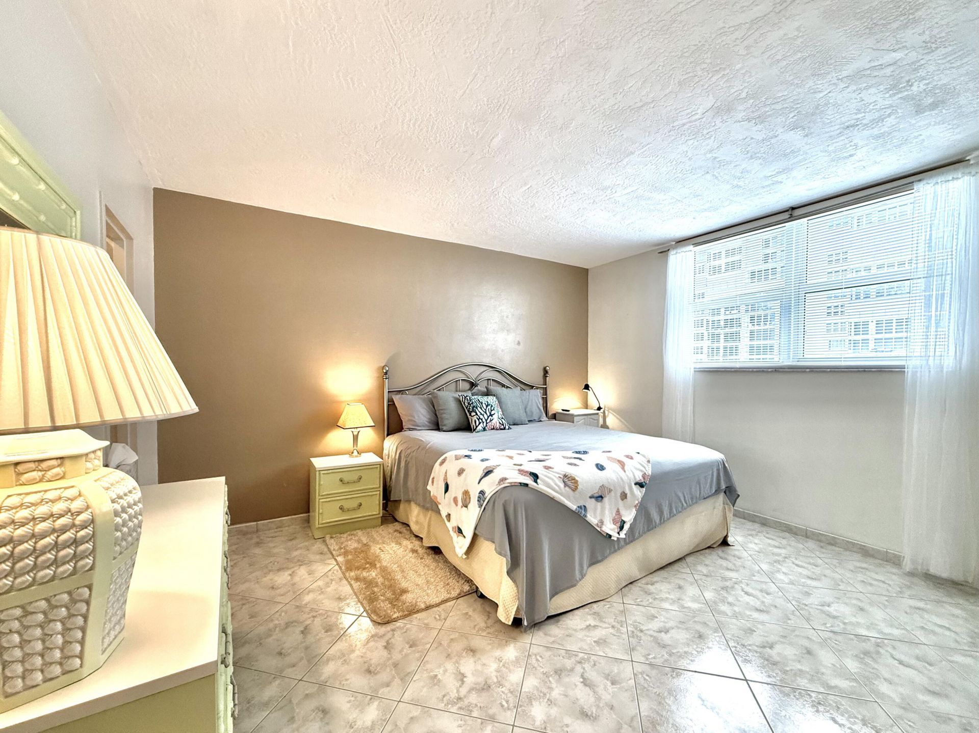 4250 Galt Ocean Drive, Unit 14t, Fort Lauderdale, FL 33308 Photo