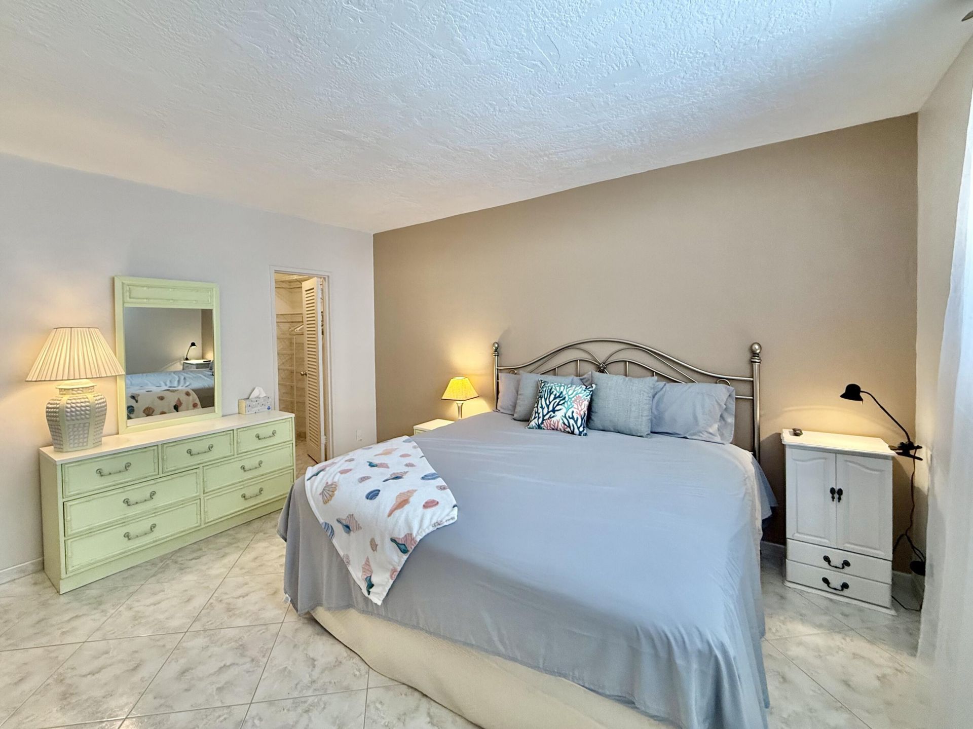 4250 Galt Ocean Drive, Unit 14t, Fort Lauderdale, FL 33308 Photo