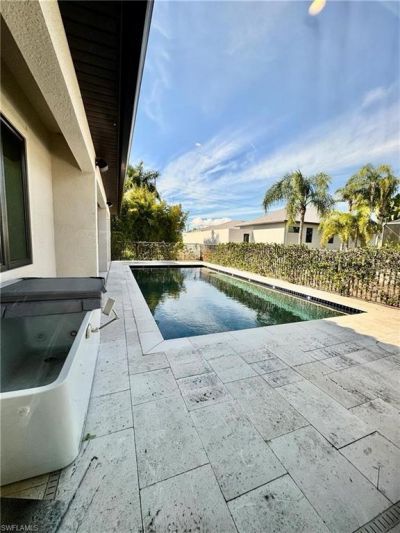 8533 S Lake Cir , Fort Myers, FL 33908 Photo