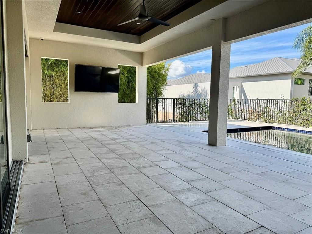 8533 S Lake Cir , Fort Myers, FL 33908 Photo